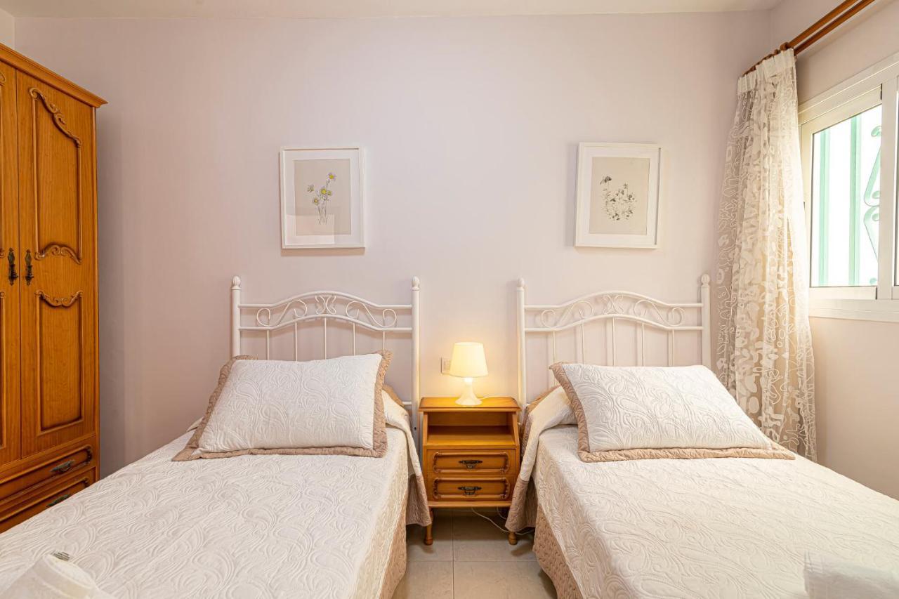 Apartamentos En El Centro De Los Cristianos Arona  Exterior foto